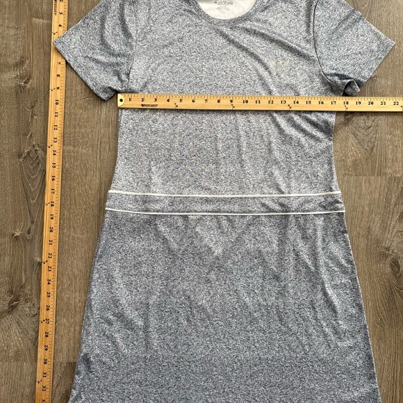 Gray Short Sleeve Dress - Picture 3 of 6